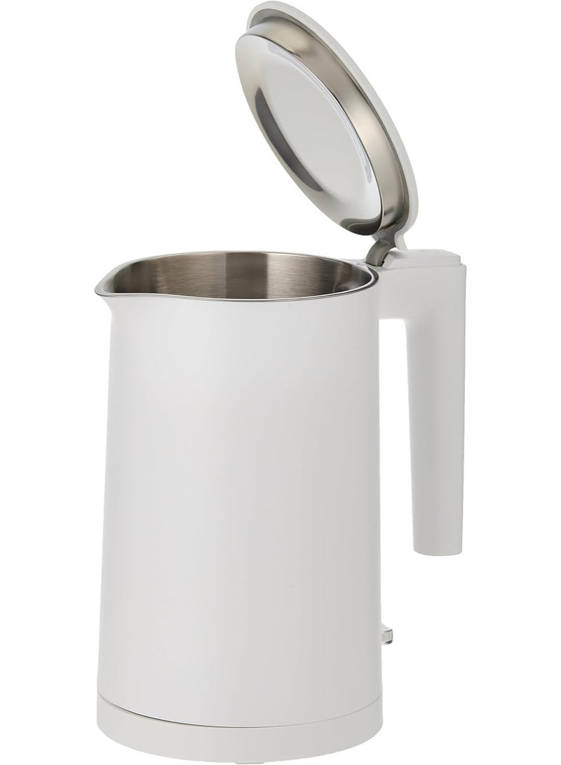 Mii Electric Kettle 1.7L BPA-Free Stainless Steel Electric Kettle with 1800W Quick Boil, high capacity up to 8 cups, Auto Shut-Off, Boil-Dry Protection, Lightweight Design - Image 2